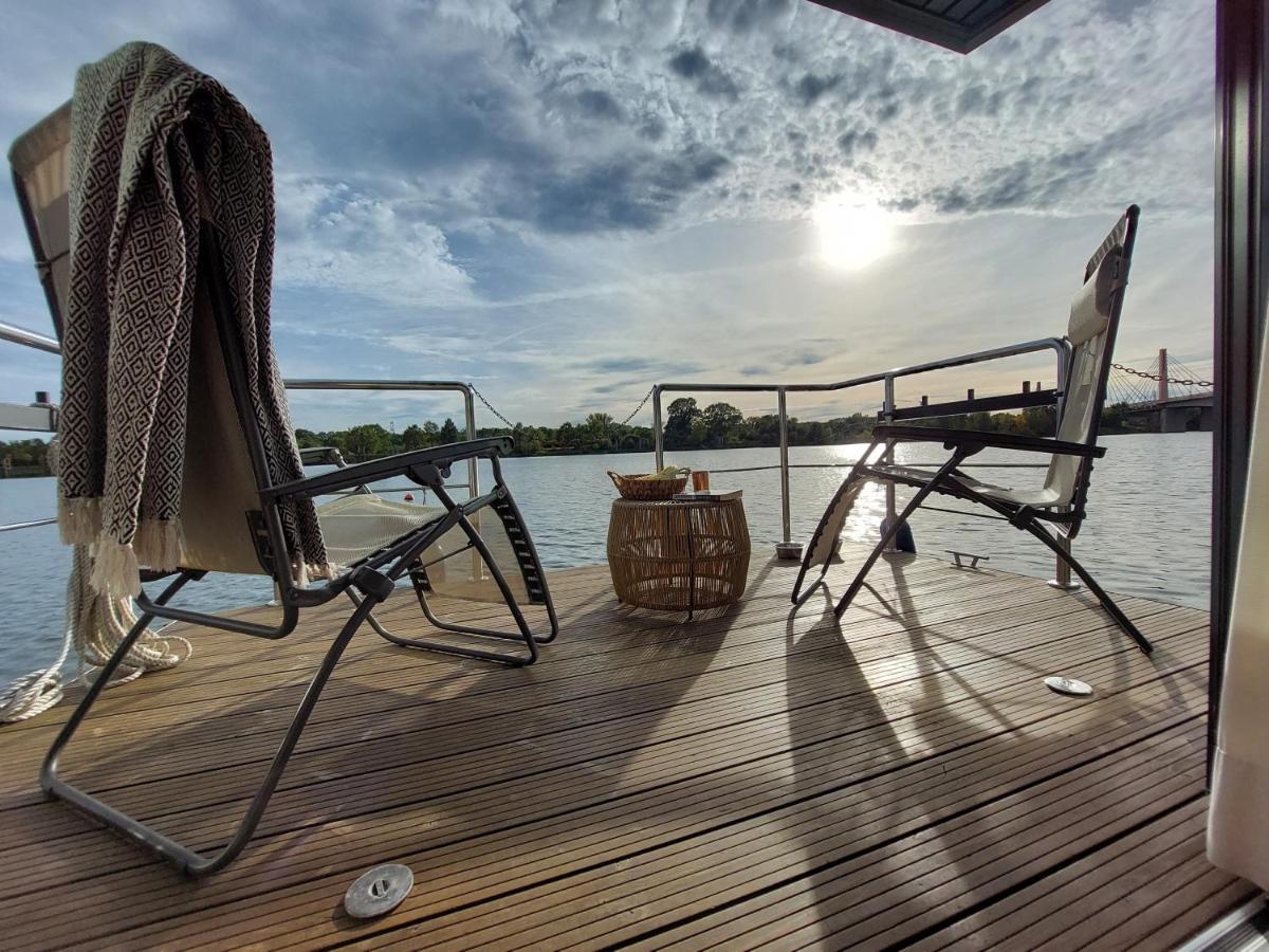 Lemuria Houseboat - Plywajacy Domek Na Wodzie Breslavia Exterior foto